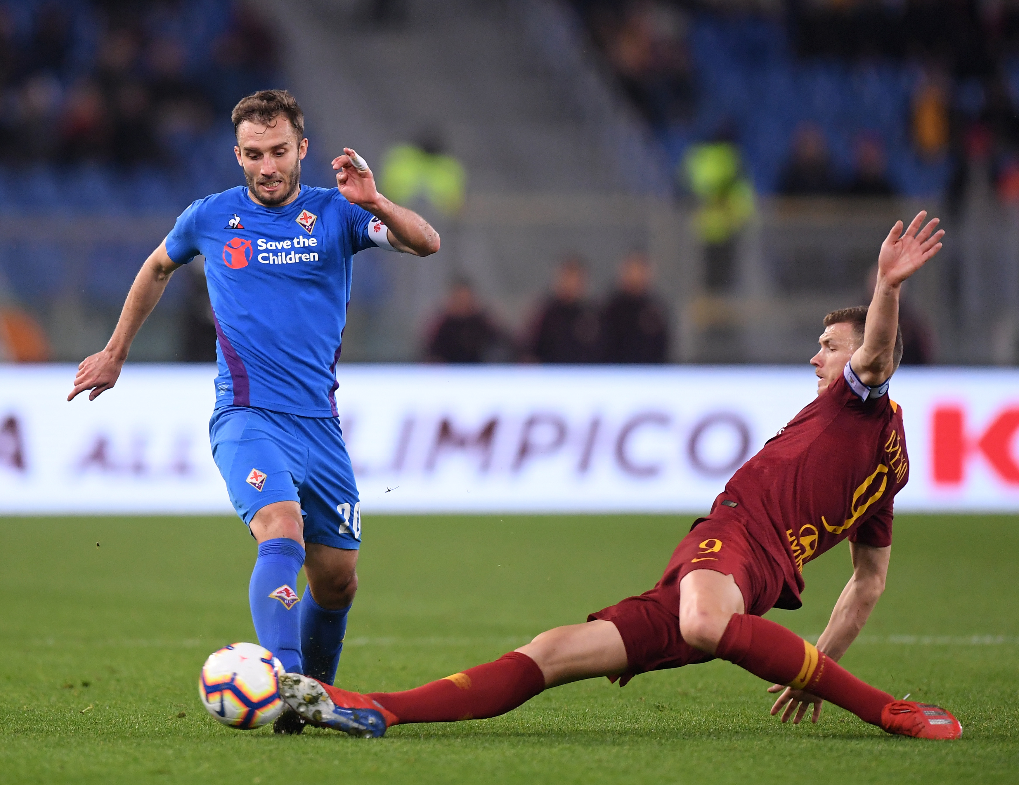 李磊：最遗憾是主场输给申花，有一段时间自己上场都没信心（李磊：主场不敌申花成最大遗憾，一度上场缺乏信心）