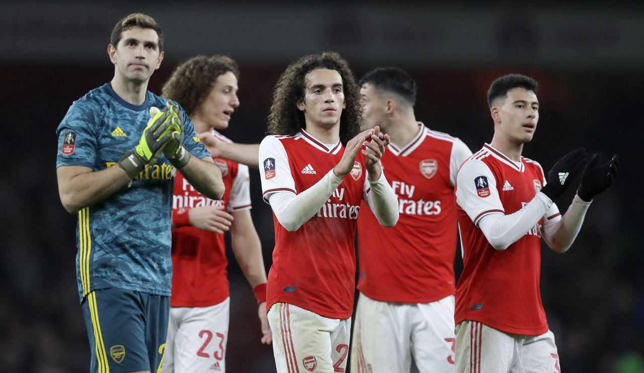 埃迪·豪：纽卡表现配得上晋级，渴望能够再次赢得奖杯（埃迪·豪：纽卡晋级实至名归，盼再度捧杯）