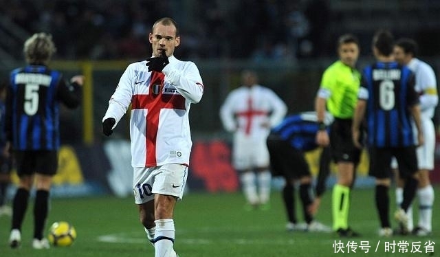 韦世豪：比赛尾声的点球太牵强，染红发为了在假期换个心情