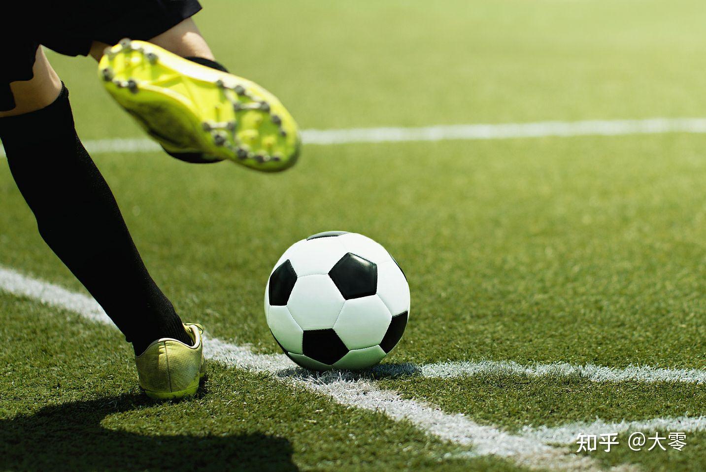 足球世界杯倒计时100天，全球球迷热情高涨