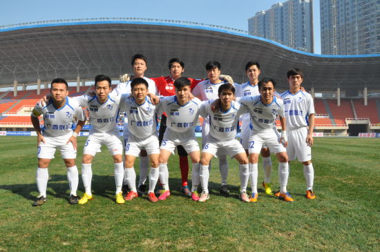 苏翊鸣雪飞天再夺冠