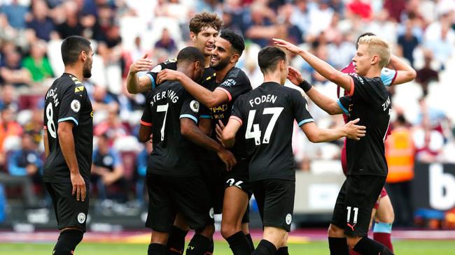 尤文vs佛罗伦萨首发：法乔利战旧主，DV9、麦肯尼先发（尤文战佛罗伦萨首发公布：法乔利对阵旧主，弗拉霍维奇与麦肯尼首发）