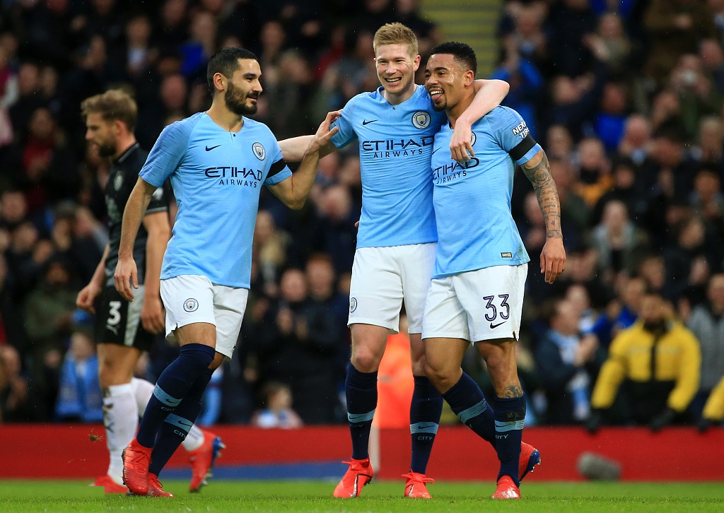 媒体人谈邵佳一：当年克林斯曼带德国前的履历更是一张白纸