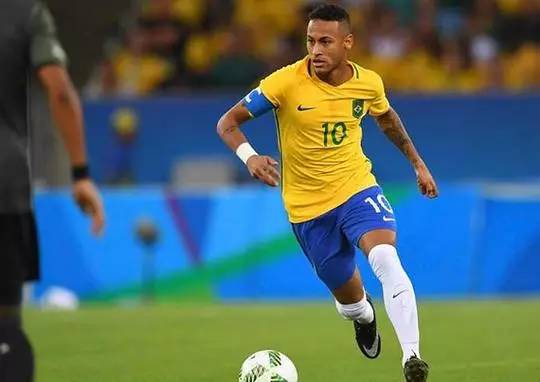 罗马3-1客胜克雷莫内塞登顶意甲，苏莱、埃文-弗格森、利马破门（罗马客场3-1力克克雷莫内塞登顶意甲，苏莱、埃文-弗格森与利马相继破门）