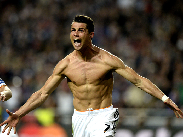 本世纪德甲戴帽次数前十：莱万领跑凯恩第三（本世纪德甲帽子戏法次数TOP10：莱万居首，凯恩第三）