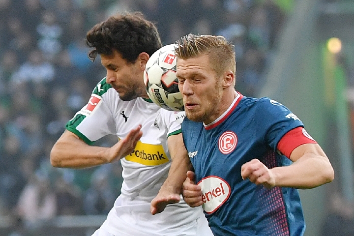 巴萨vs贝蒂斯首发：安东尼PK亚马尔，拉师傅、佩德里先发