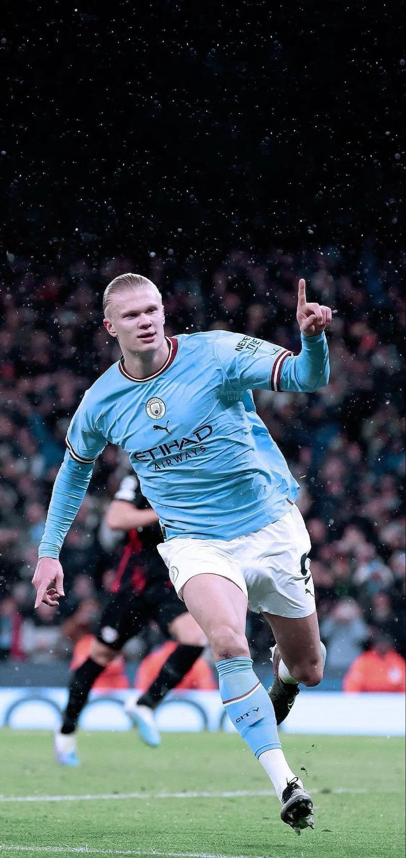 足球报：亚泰这几年都是寅吃卯粮，意向球员听说后婉拒邀请