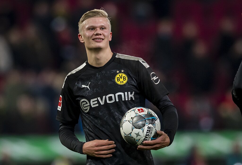 阿莫林：没去想5场不败我想的是2场没赢了；我们离完美还很远