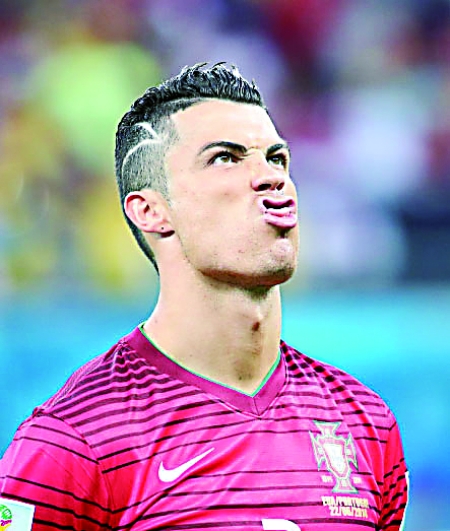 德甲前瞻：RB莱比锡多人伤停，勒沃库森客场战绩平平（德甲前瞻：莱比锡伤兵满营，勒沃库森客场表现中规中矩）