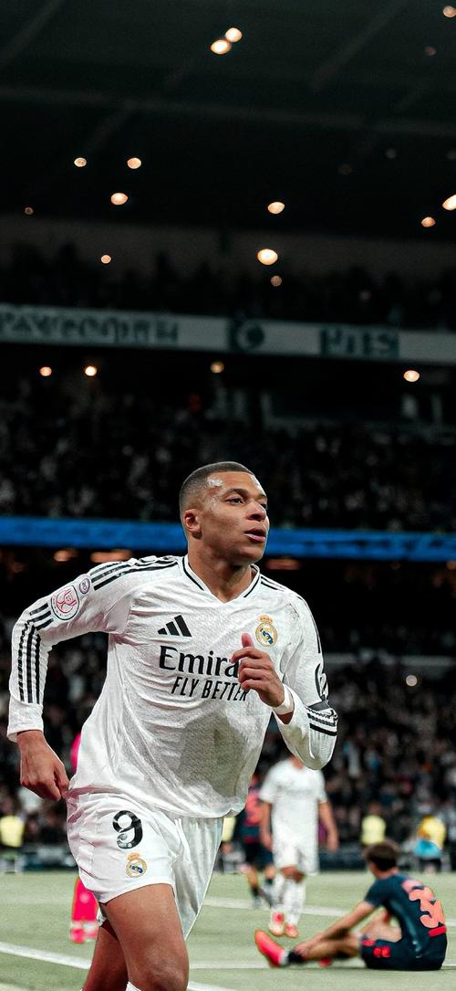 小里弗斯：如果SGA不是加拿大人，他将是NBA最大牌明星