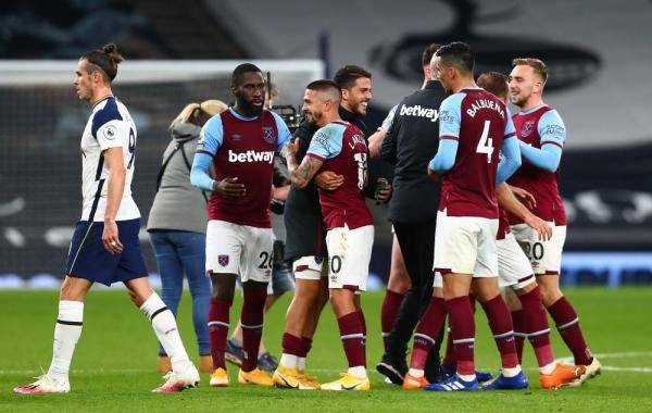 传球球星，拒绝退役，他还能重返火箭，帮助年轻人进步一起争冠吗