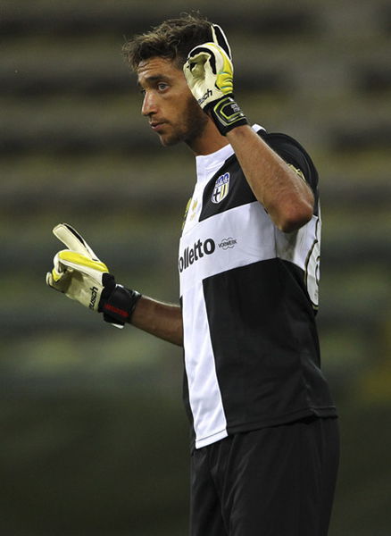 官方：尼科战皇家奥维耶多的一条龙破门当选西甲11月最佳进球（官宣：尼科对皇家奥维耶多的长途奔袭破门当选西甲11月最佳进球）