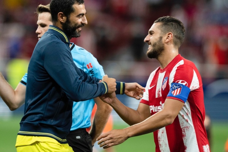 跟队记者：阿莱格里明确要求冬窗买前锋；米兰没考虑齐尔克泽