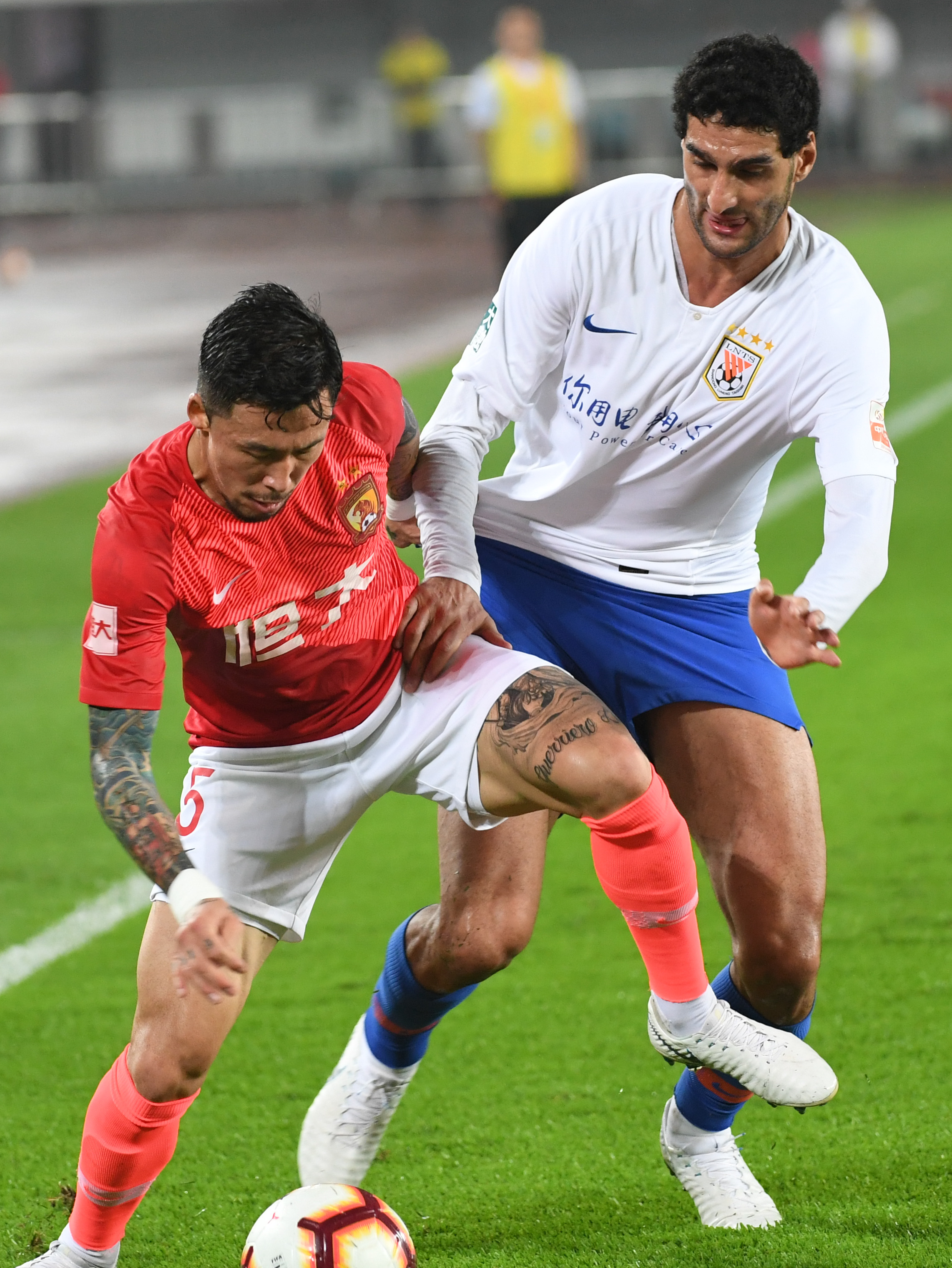 英超争四格局大乱，大黑马杀入欧冠区，超越切尔西，甩开曼联（英超前四洗牌，黑马跻身欧冠区，力压切尔西，甩开曼联）