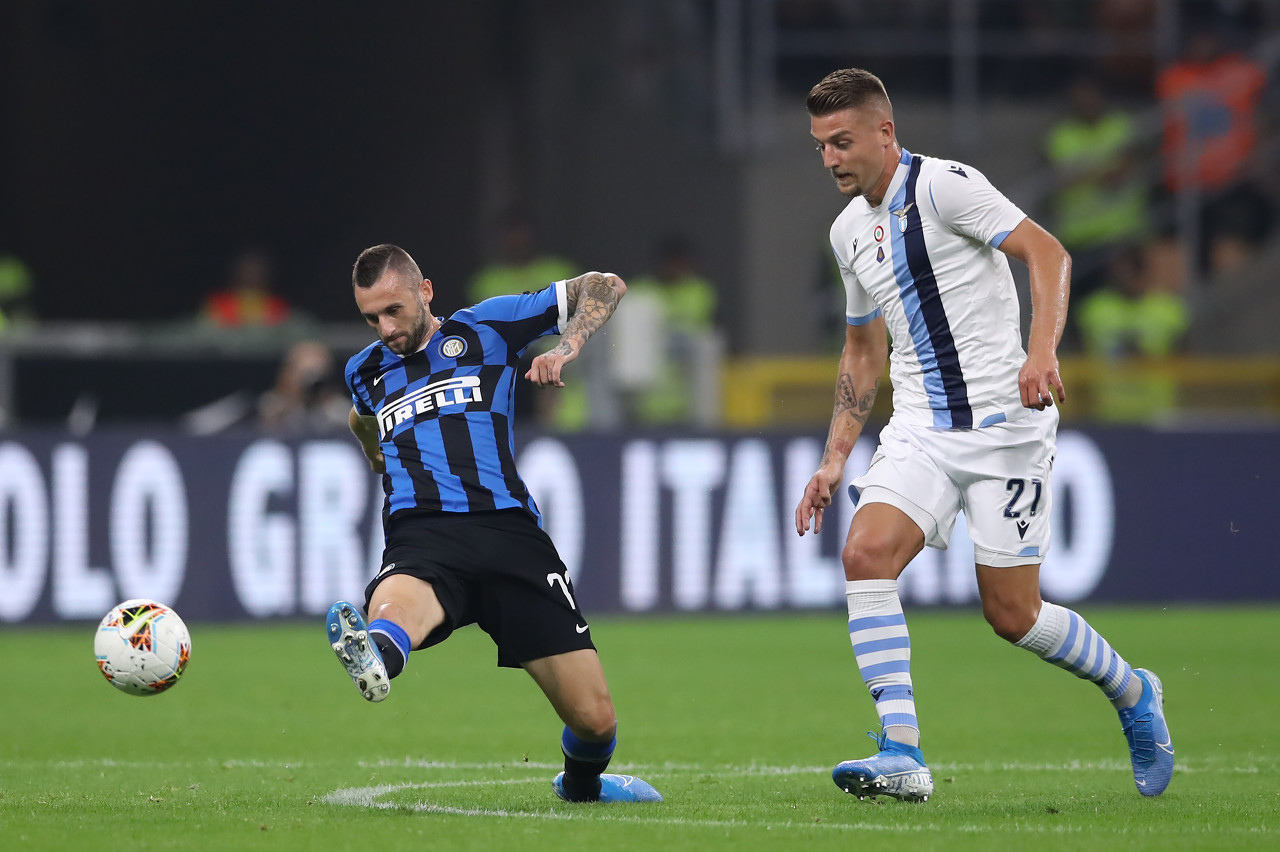 赞比亚新帅西乔内将迎执教首秀，此前因食物中毒被送医（赞比亚新任主帅西乔内即将迎来执教首秀，曾因食物中毒入院）