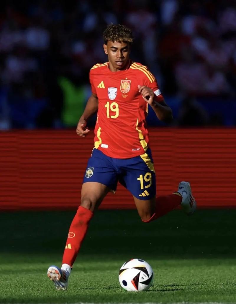 1-3被巴萨逆转，马竞连续13场西甲不败遭终结（巴萨3-1逆转马竞，13场西甲不败纪录告破）