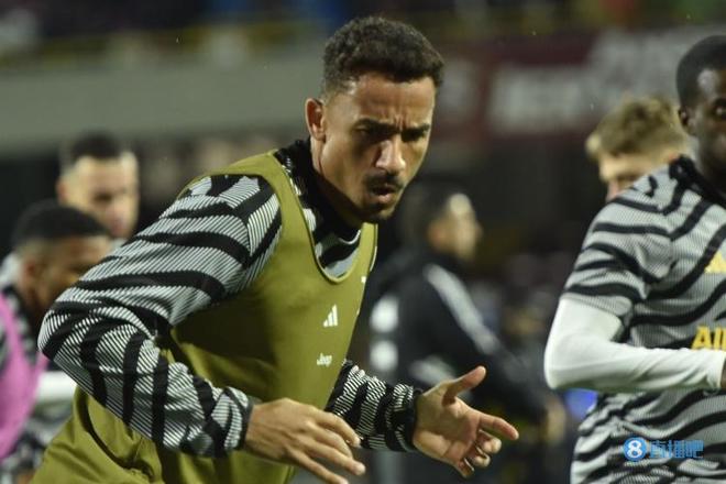 篮球NBA球队交易谈判持续进行