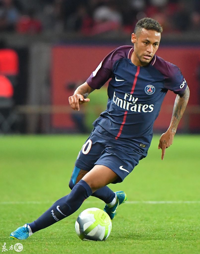 巴萨官方：12月10日对阵法兰克福的欧冠比赛将回归诺坎普举行（巴萨官宣：12月10日欧冠对阵法兰克福将重返诺坎普进行）